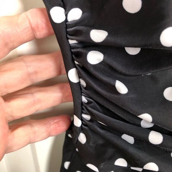 AMAZON - NW0T - L Sz M 1-Piece Tummy Control Halter Swimdress/.Figure Flattering - Picture 15 of 16